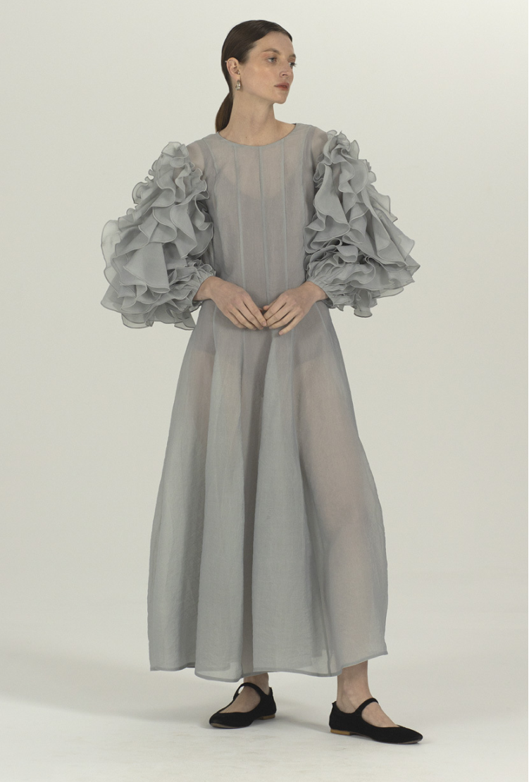 12 нарядных платьев на случай, если вас пригласили на свадьбу (фото 12)