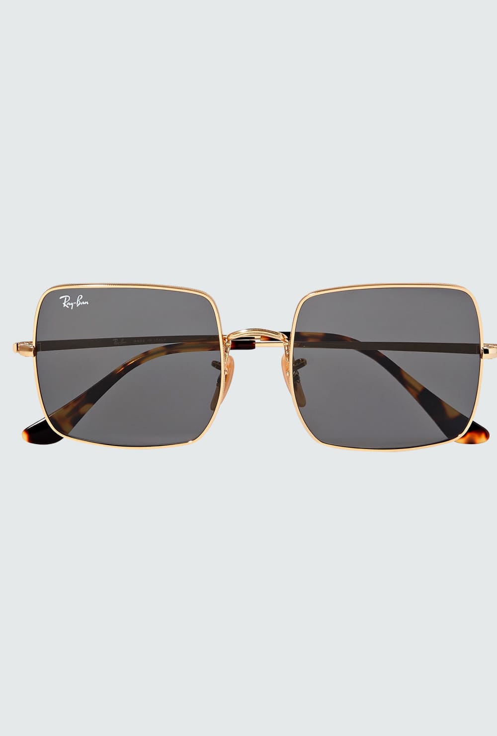 Стилист Катя Климова выбирает солнцезащитные очки на лето (фото 6)