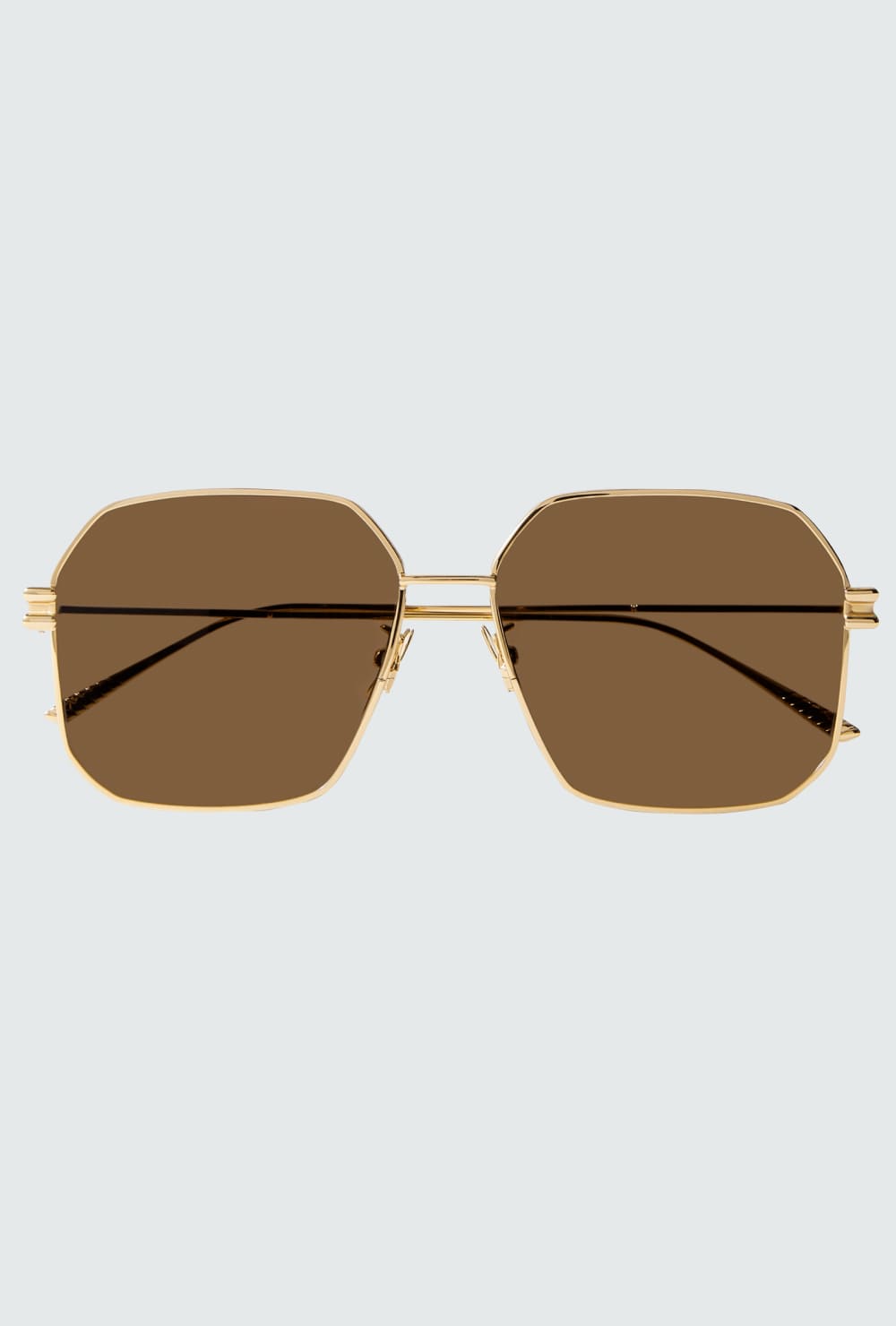 Стилист Катя Климова выбирает солнцезащитные очки на лето (фото 1)