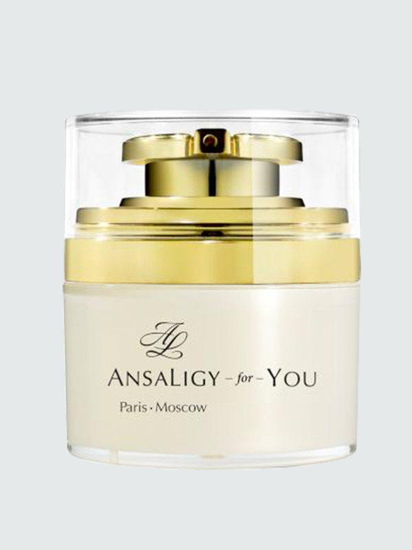 Собираем летнюю косметичку, которую можно носить с собой везде (фото 17)