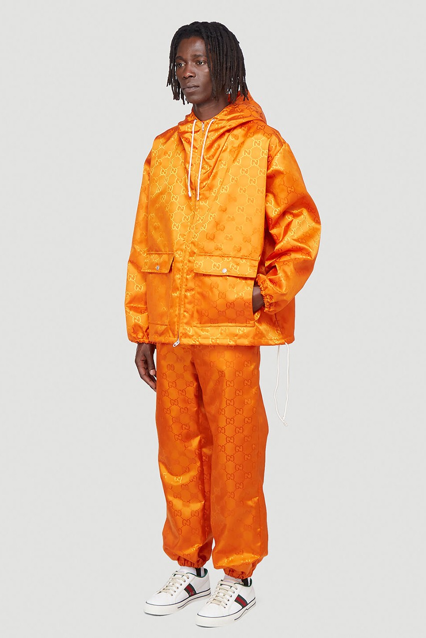 Gucci выпустил экологичные костюмы из нейлона за 2 800 долларов (фото 1)