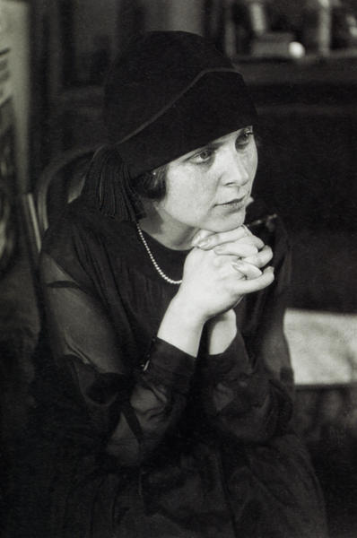 От Колетт до Франсуазы Саган: 8 французских писательниц XX века, которых важно знать (фото 4)