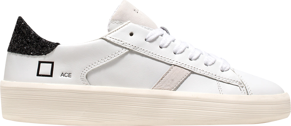 Белые кеды — какие выбрать? Юля Катькало призывает обратить внимание на небольшие бренды (фото 20)