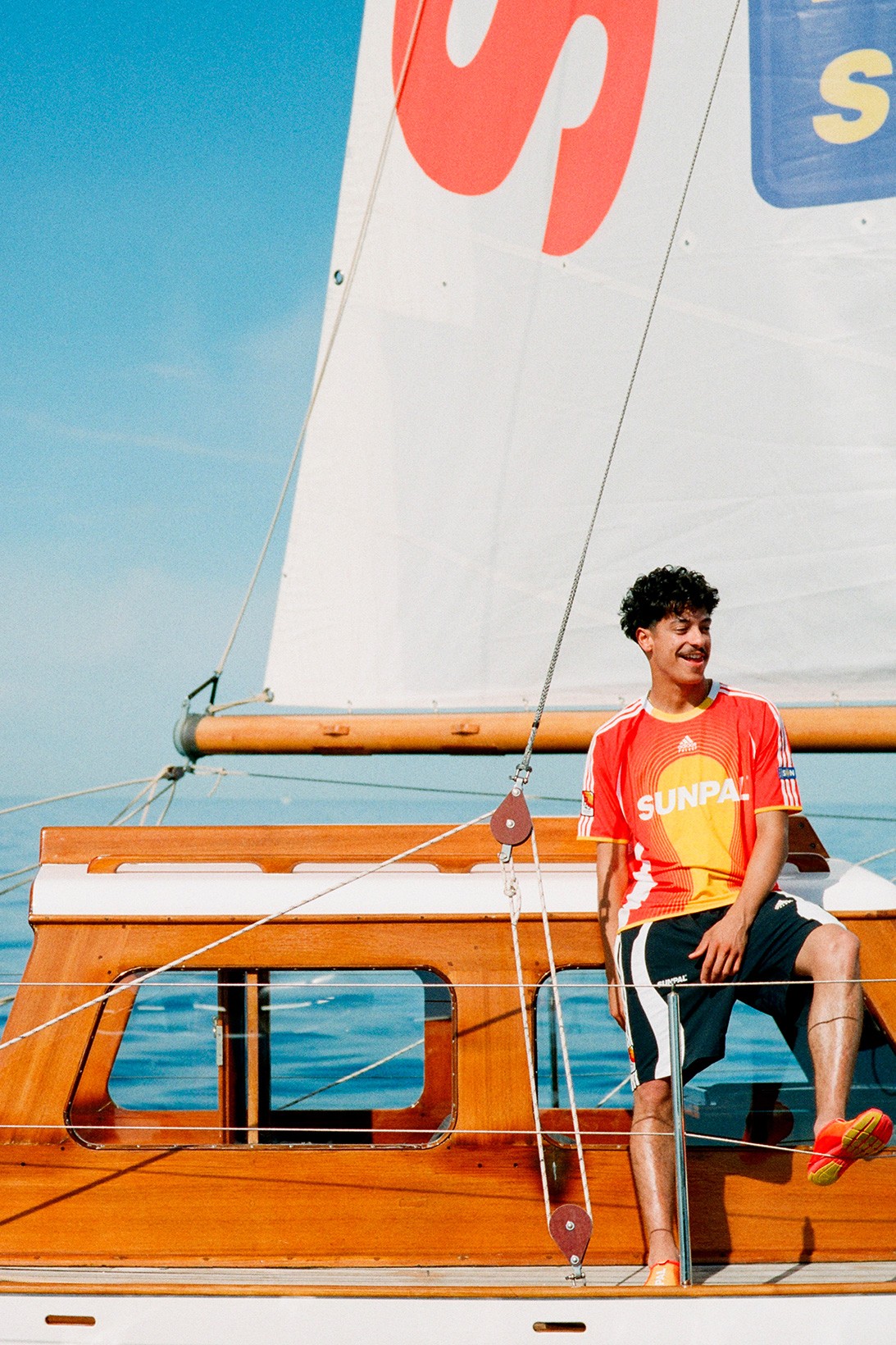 adidas представил новую коллаборацию с брендом Palace (фото 8)