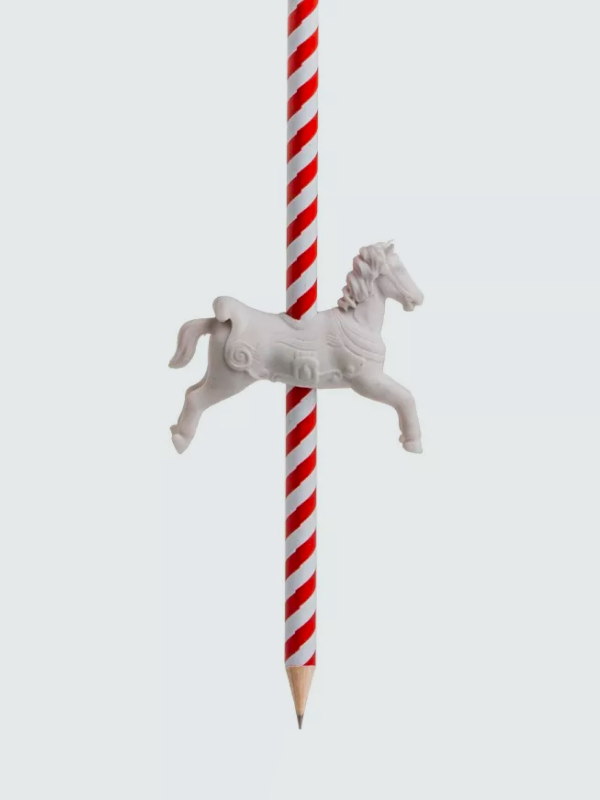 Журналисты, художники и дизайнеры — о любимых ежедневниках, ручках и карандашах (фото 14)