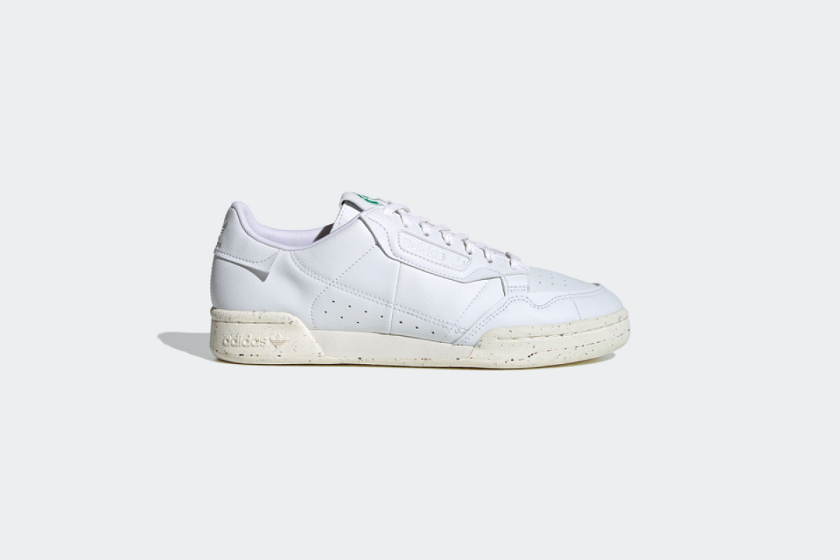 adidas Originals выпустил экологичные версии своих культовых кроссовок (фото 3)