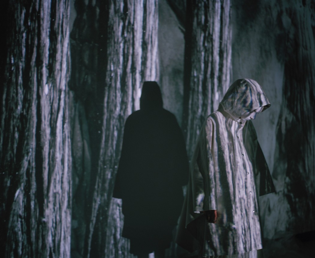 В кампании Cecilie Bahnsen были использованы снимки с видами российской тундры (фото 2)