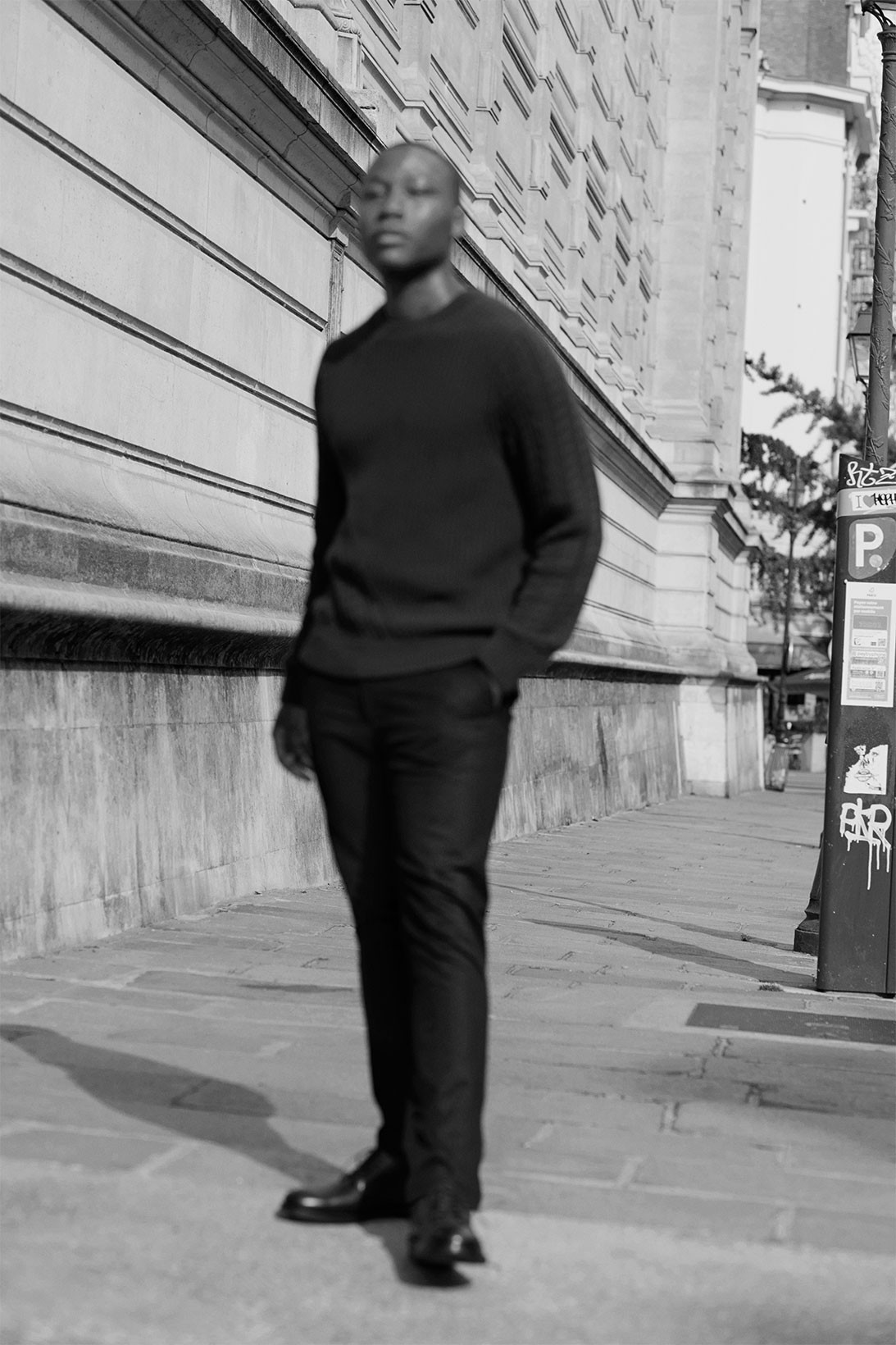 COS представил новую коллекцию базовых вещей (фото 14)