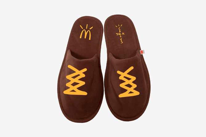 Трэвис Скотт выпустил тапочки и подушку-наггетс для «Макдоналдса» (фото 1)