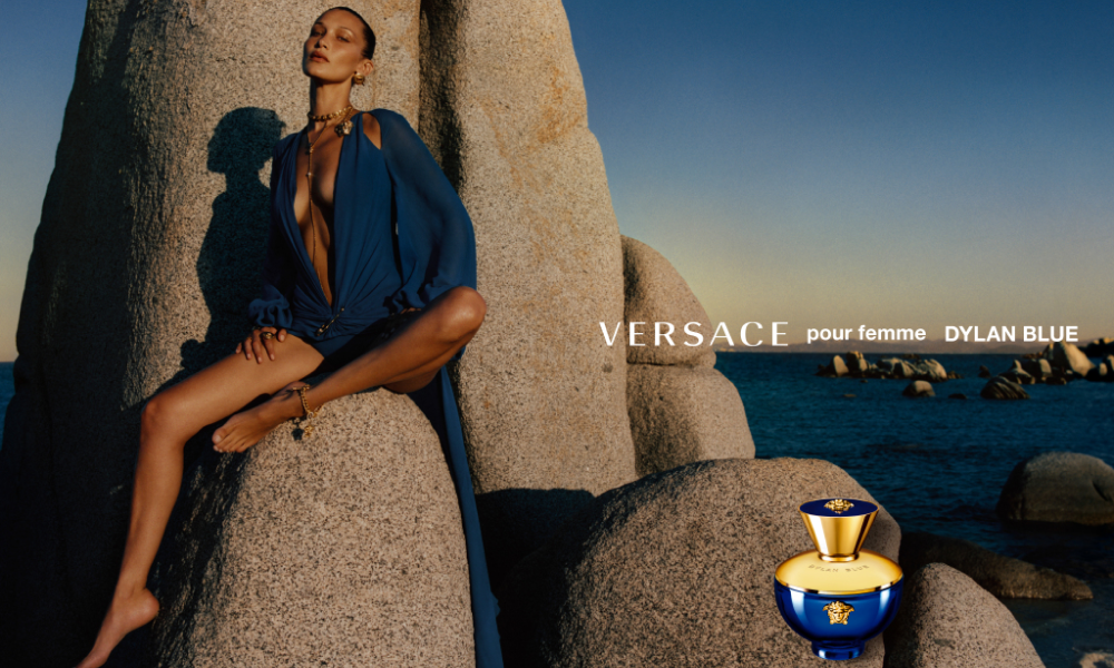 Белла Хадид и Хейли Бибер снялись в рекламной кампании Versace (фото 1)