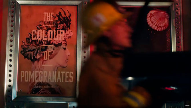 Леди Гага выпустила клип «911» с отсылками к фильмам Сергея Параджанова (фото 1)