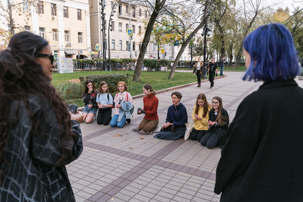 Поддержать всех, кто устал обесценивать себя: как активизм Катрин Ненашевой перебрался из фейсбука и с улиц в Музей «Гараж» (фото 5)