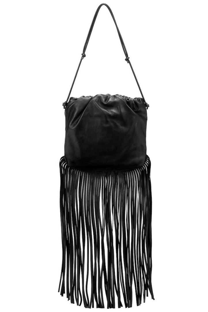 Объемный свитер — универсальная вещь на зиму. Выбираем его вместе с Юлей Катькало (фото 4)