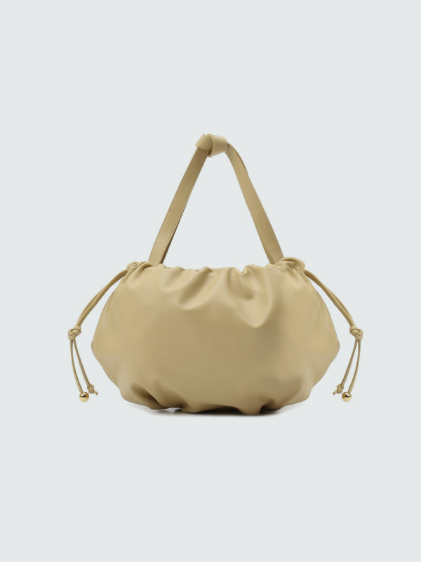 Что покупать на распродаже первым делом? (фото 12)