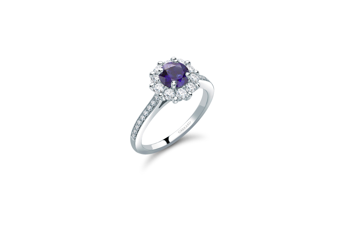 Garrard представил коллекцию, вдохновленную помолвочным кольцом принцессы Дианы (фото 1)