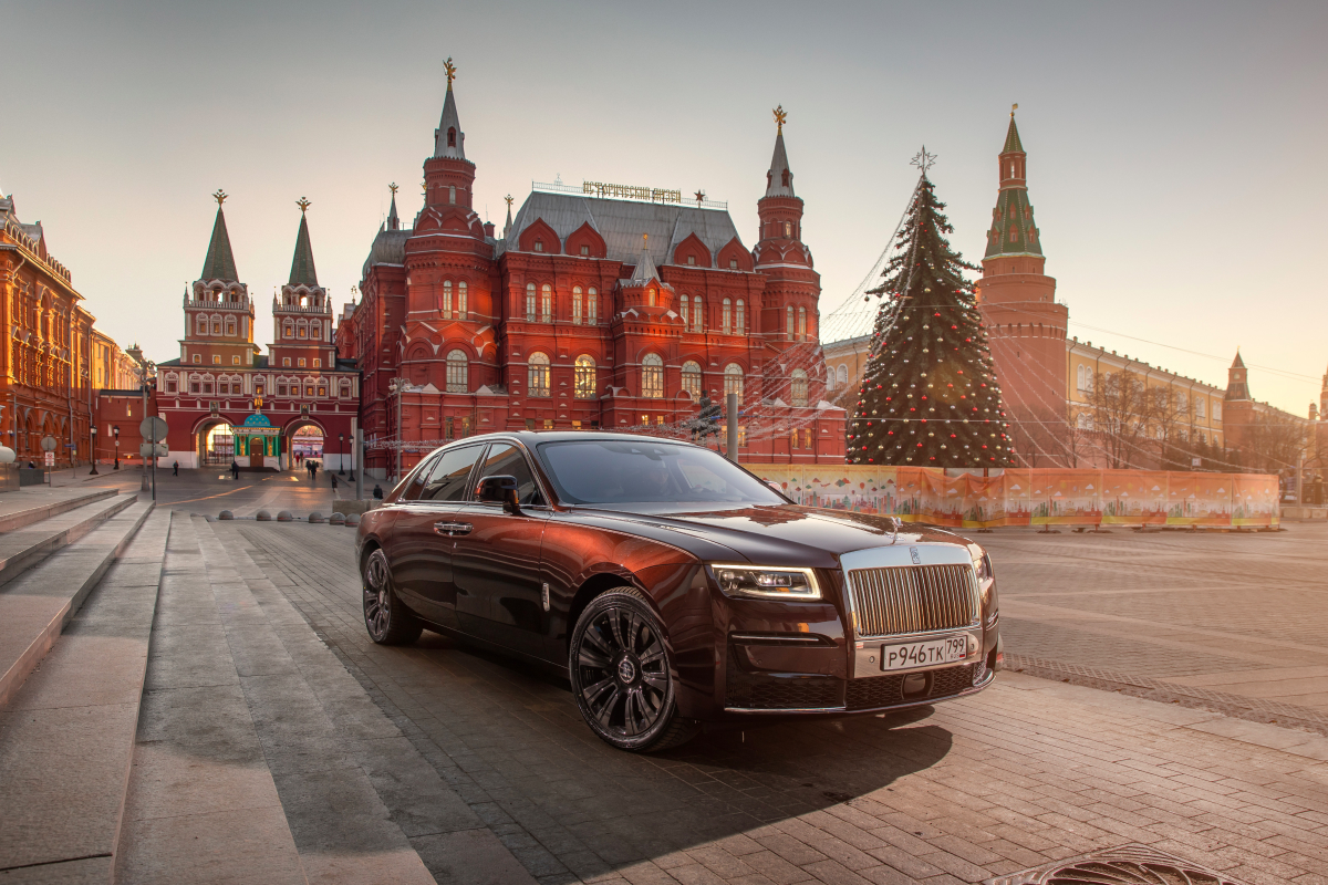Rolls-Royce представил в Москве обновленный автомобиль Ghost (фото 1)