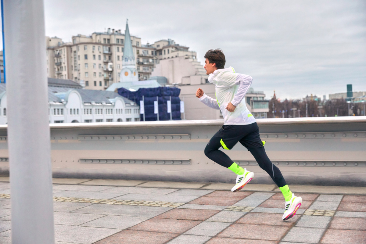Александр Гудков и Катя Адушкина снялись в кампании кроссовок adidas Ultraboost 21 (фото 7)