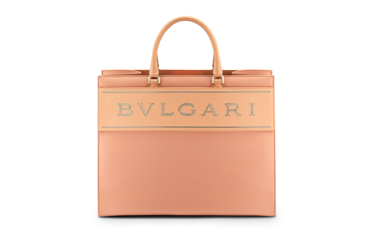 Bvlgari представил сумки и аксессуары из новой осенне-зимней коллекции (фото 15)