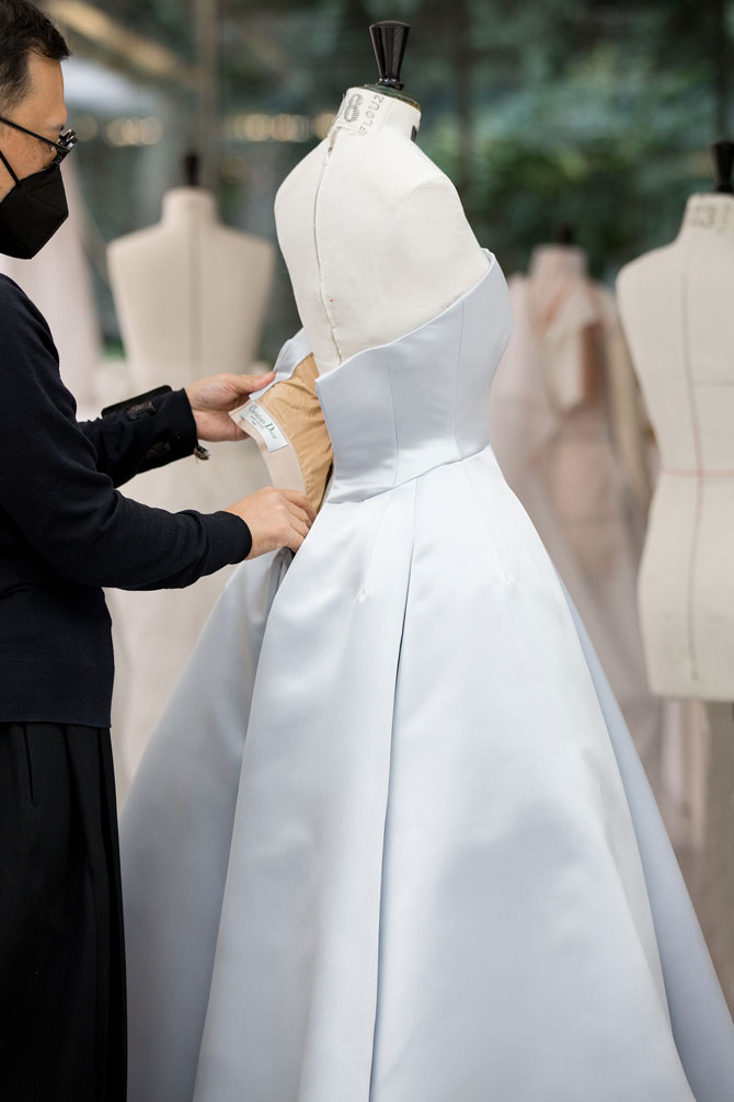 Dior показал, как создавались платья Ани Тейлор-Джой и Джиллиан Андерсон для «Золотого глобуса» (фото 6)