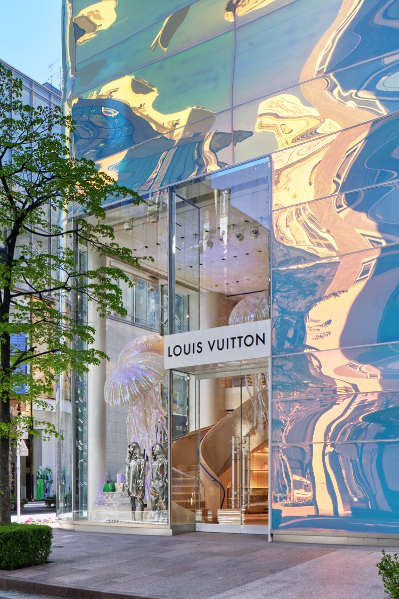 Louis Vuitton открывает инновационный флагманский магазин в Токио (фото 2)