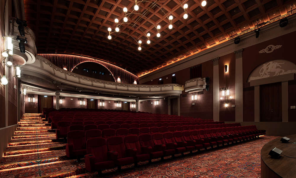 Премьерный и премиальный: как выглядит кинотеатр «Художественный», открывшийся после семи лет реконструкции (фото 10)