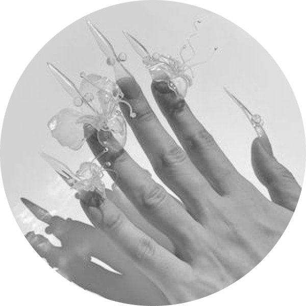 Другой инстаграм: маникюр, макияж и укладки, которые создают не ради красивой картинки (фото 8)