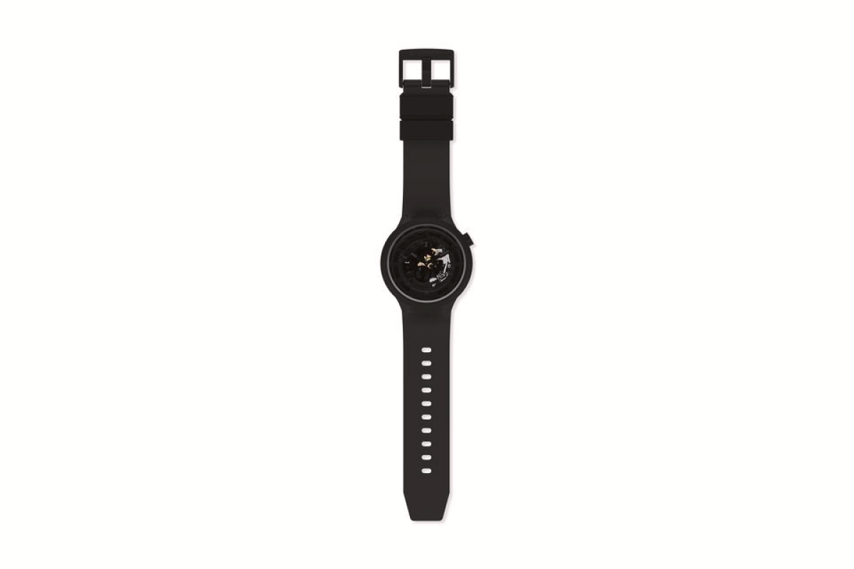 Бренд Swatch представил часы из биокерамики (фото 4)
