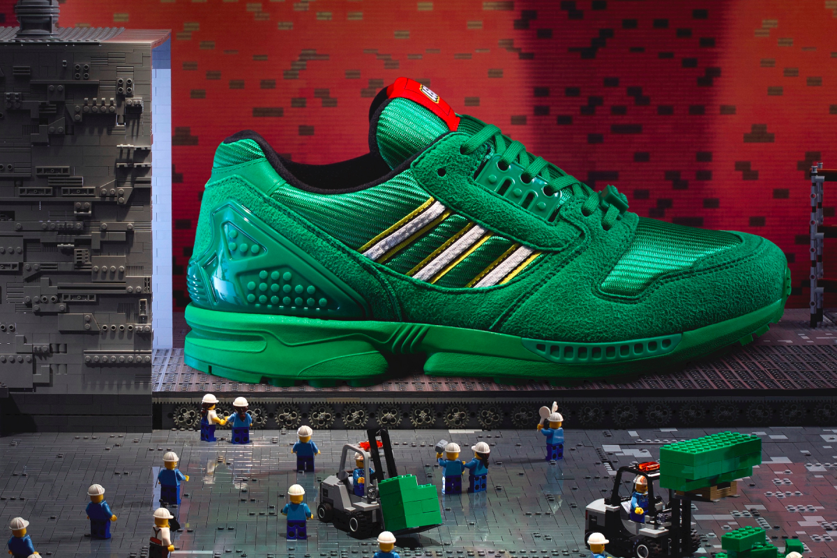 adidas Originals показал новые кроссовки из коллаборации с Lego (фото 3)