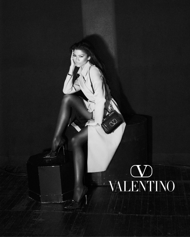 Зендая снялась в новой осенней кампании Valentino (фото 2)