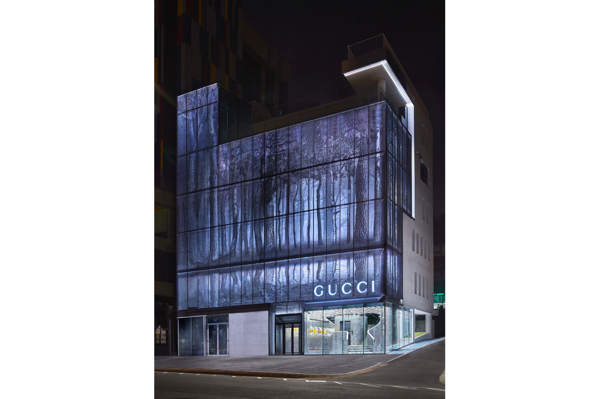 Gucci открыл в Сеуле новый бутик, вдохновленный традиционной корейской архитектурой (фото 6)