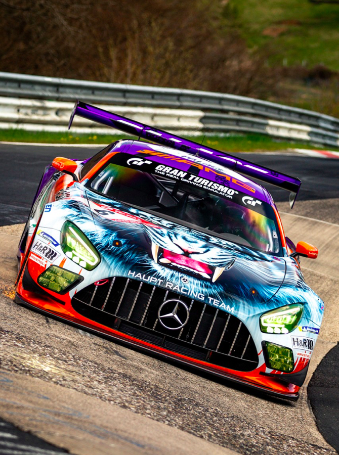 Palace и Mercedes-AMG сделали коллаборацию, вдохновленную автогонками (фото 11)