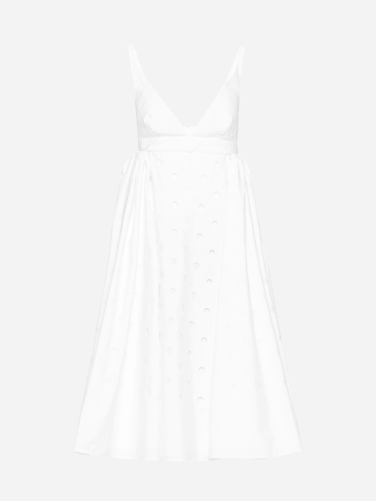 На свадьбу, после свадьбы или просто так: 20 лаконичных белых платьев на лето (фото 20)