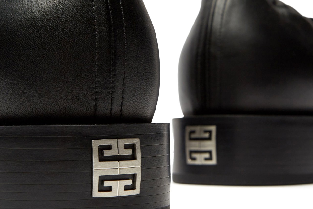 Givenchy представил новую пару кожаных лоферов (фото 3)
