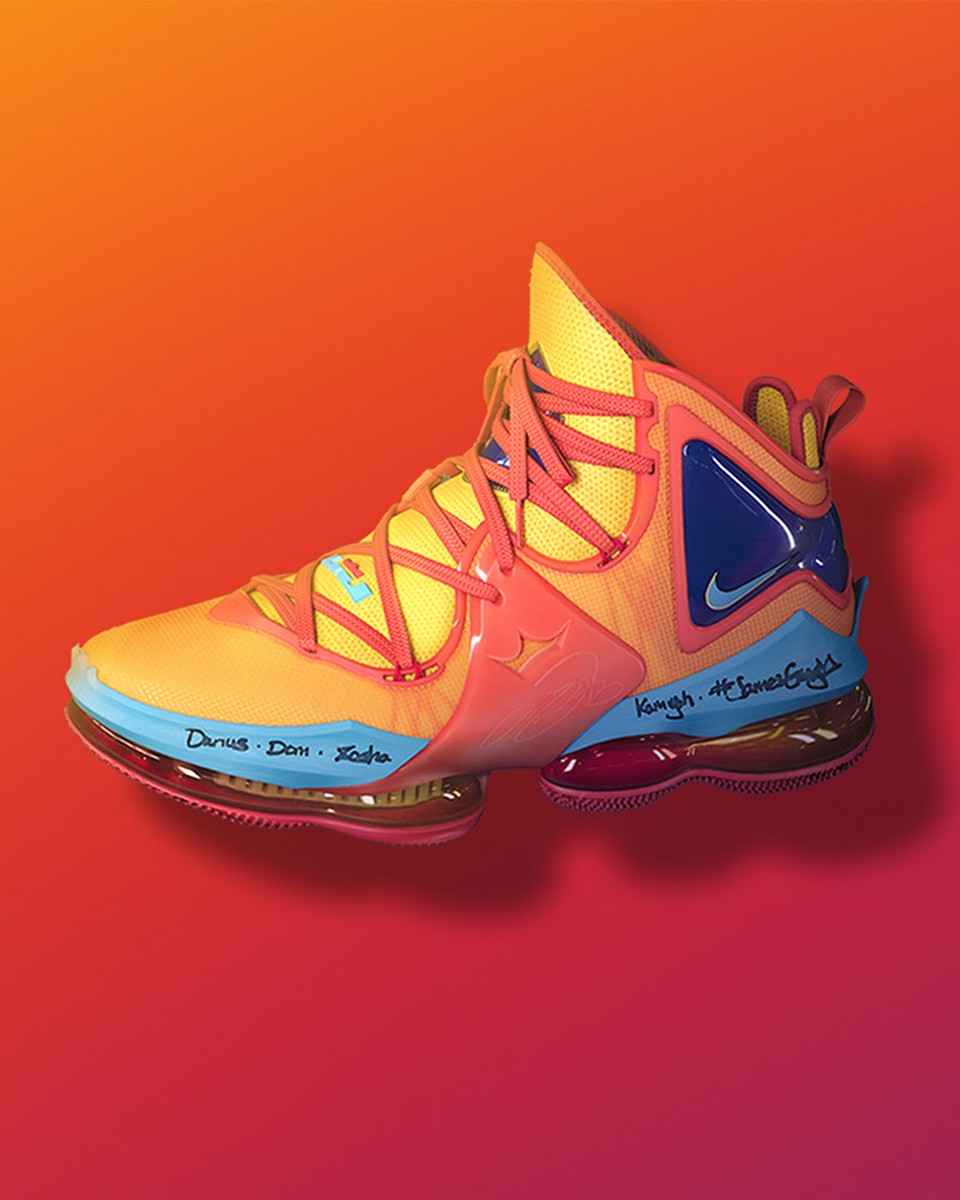 Nike Space Jam 2 — новая коллекция бренда в честь выхода сиквела «Космического джема» (фото 6)
