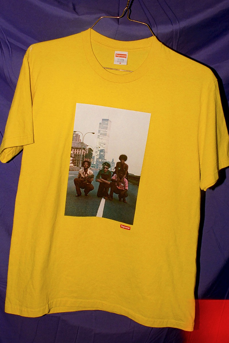 Supreme представил летнюю коллекцию футболок (фото 5)