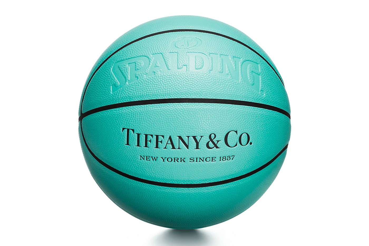 Tiffany & Co. представил капсульную коллекцию аксессуаров для спорта (фото 1)