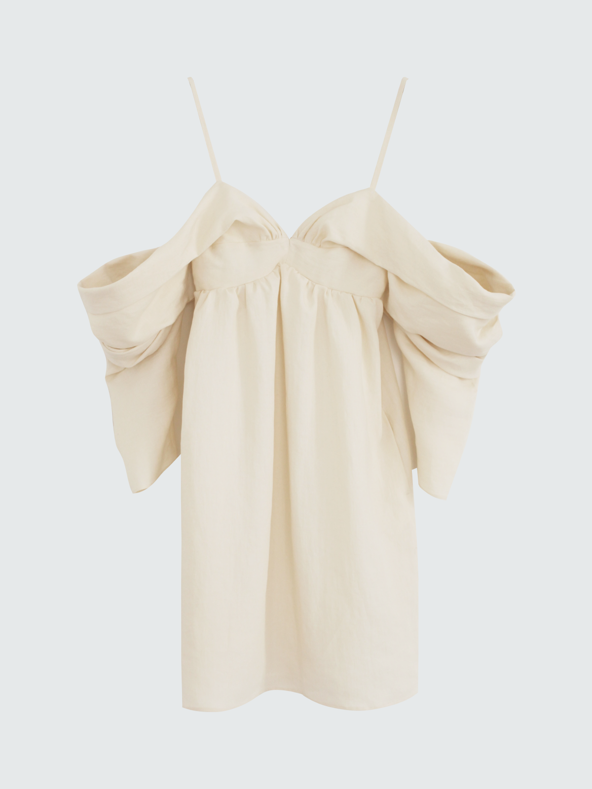 Универсальное льняное платье. 15 вариантов для города — и все от российских марок (фото 11)