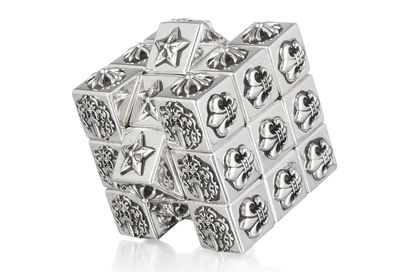 Chrome Hearts выпустил кубик Рубика, который стоит более шести тысяч долларов (фото 1)