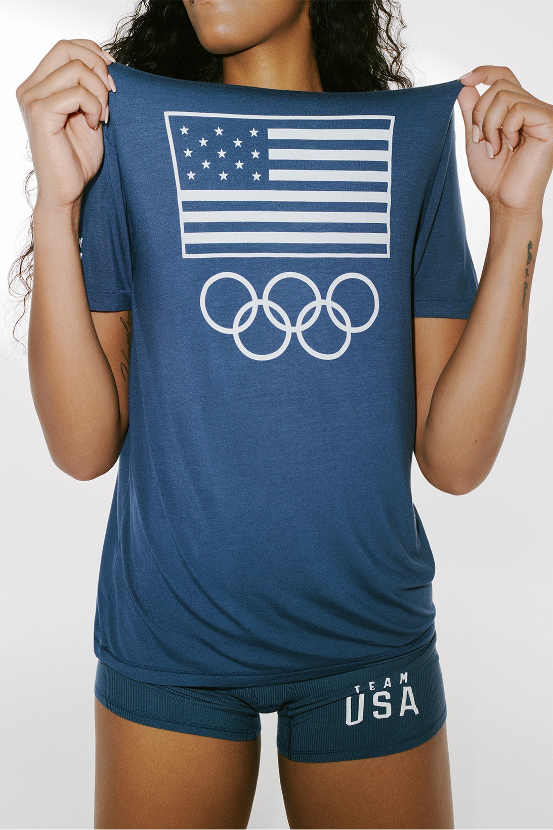 Спортсменки из олимпийской сборной США получат комплекты белья от Skims Ким Кардашьян (фото 3)