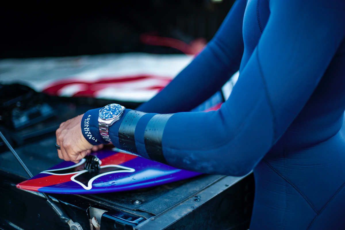 В кампании новых часов TAG Heuer Aquaracer снялись спортсмены-дайверы (фото 2)