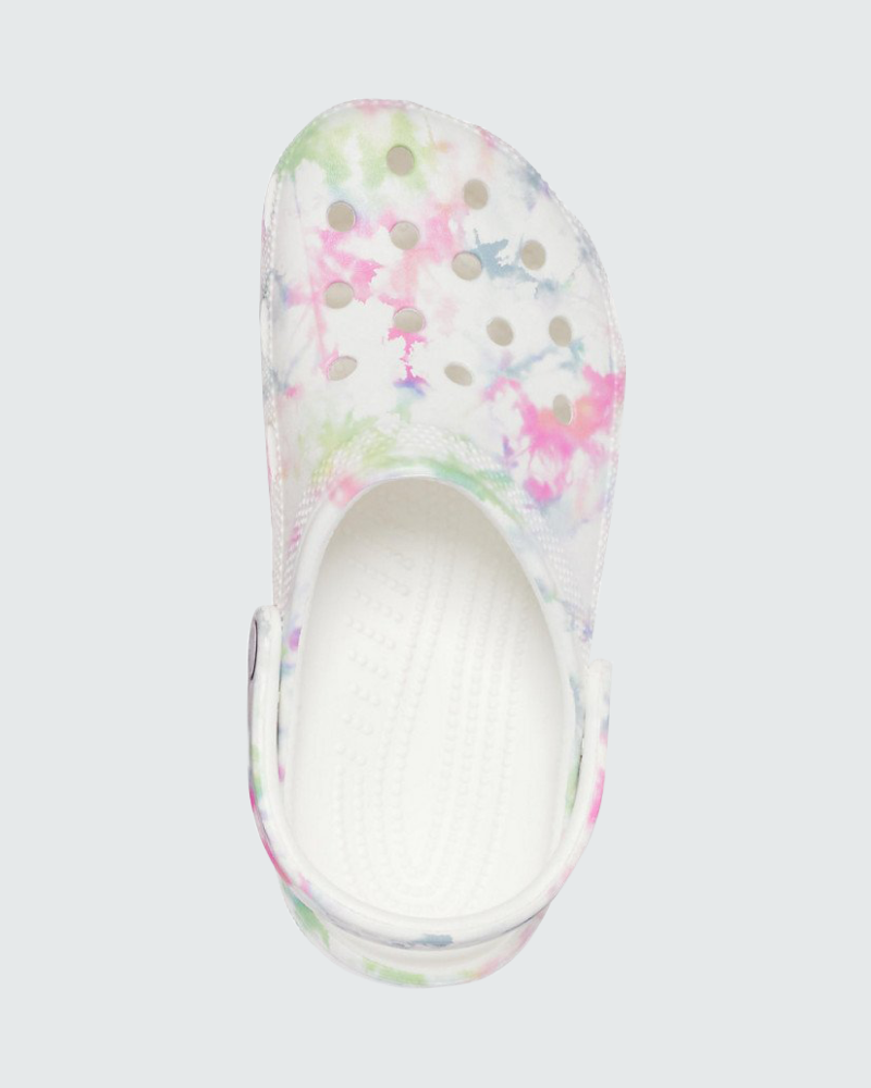 Самая практичная обувь на последний месяц лета — резиновая! (фото 14)