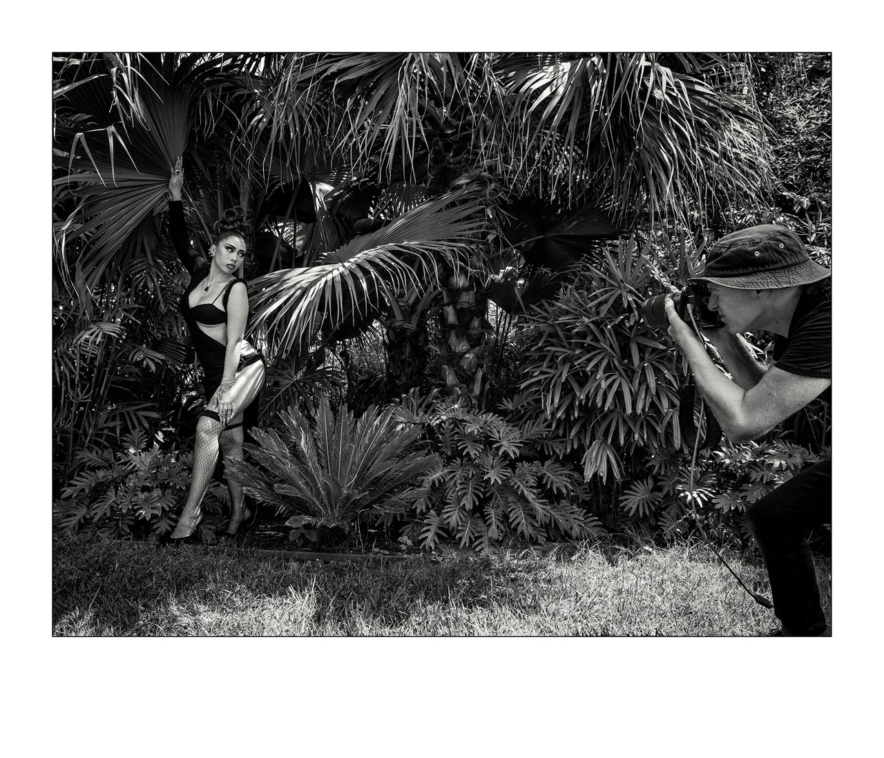 В Сети появились кадры с бэкстейджа съемки календаря Pirelli 2022 (фото 9)