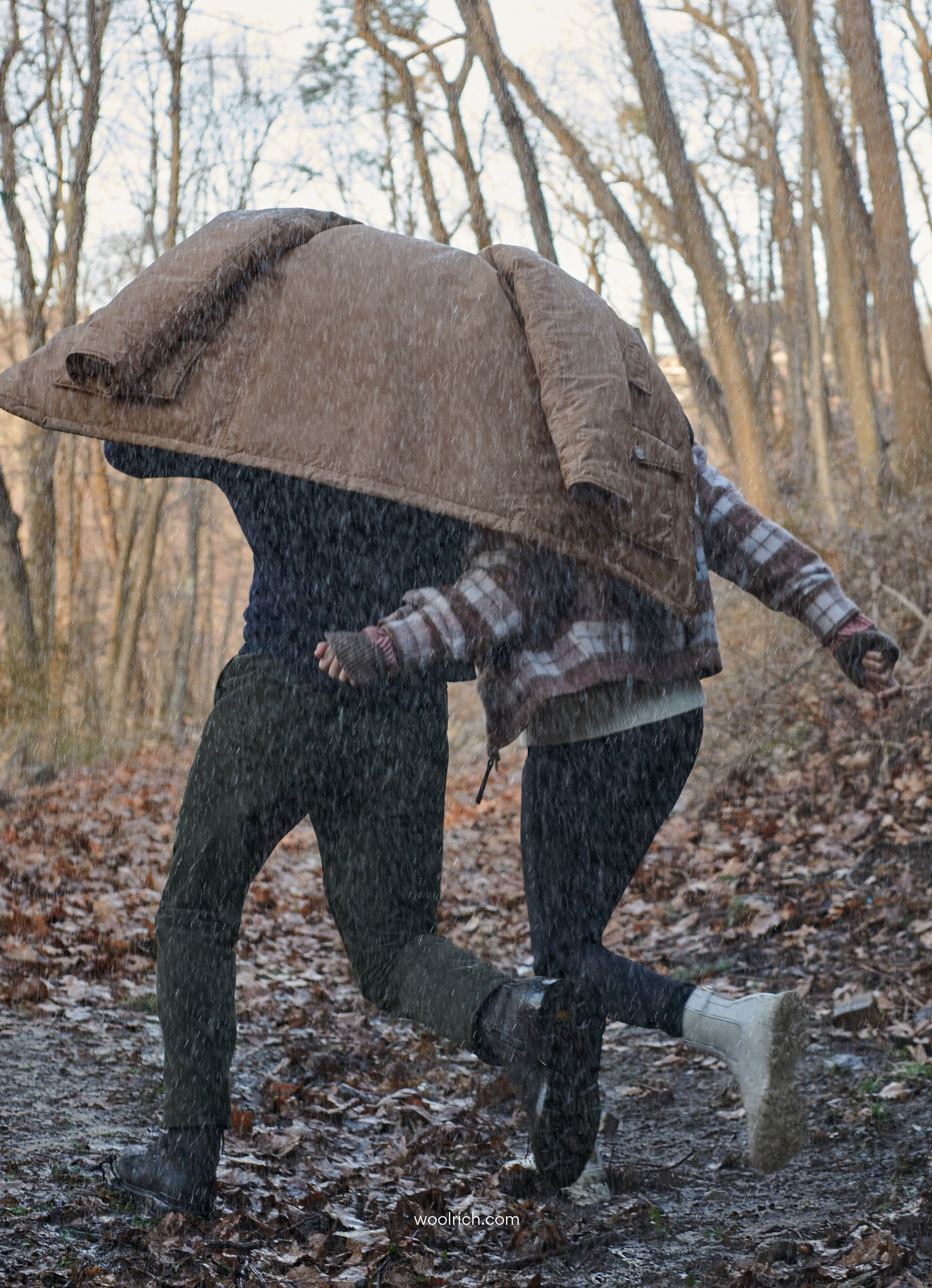 Woolrich посвятил новую кампанию прогулкам при любых погодных условиях (фото 3)