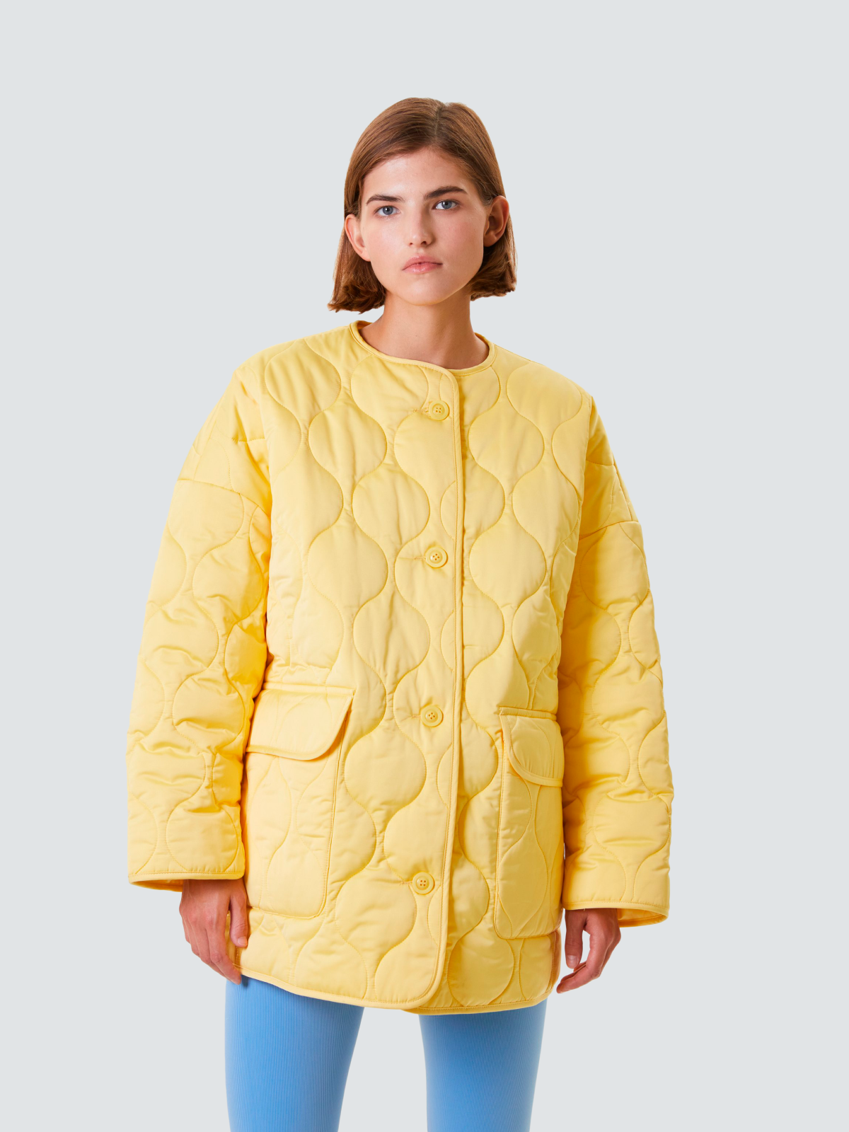 Легкие куртки на осень: утепленные рубашки, стеганые или в военном стиле (фото 2)