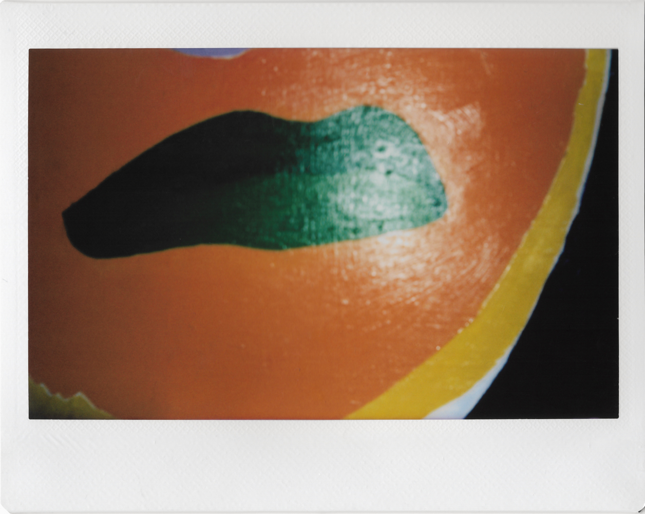 «Летняя коллекция» в шести лицах — художницы выставки в ММОМА размышляют о гендере, искусстве и современности (фото 25)