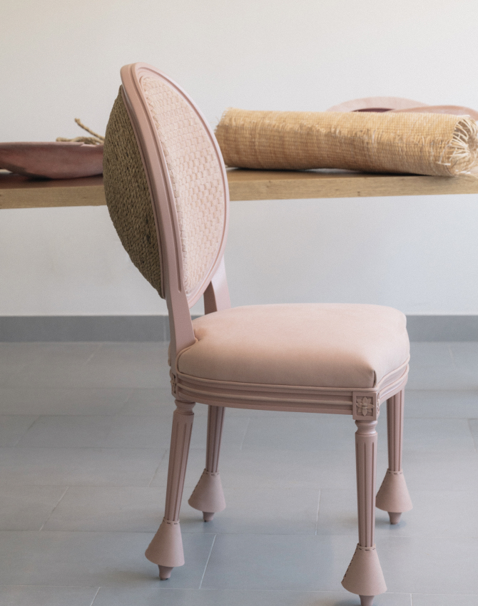 Dior представил арт-стулья для выставки Salone del Mobile в Милане (фото 9)