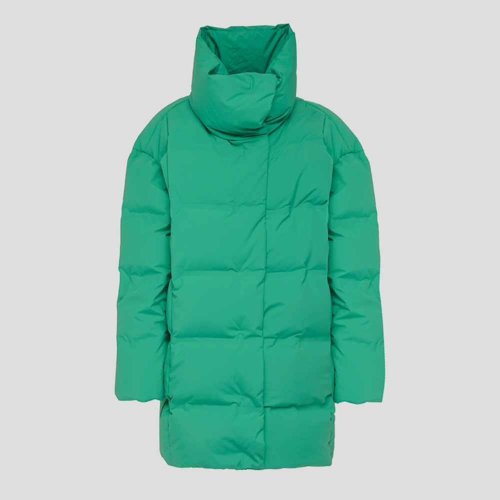 Ищете практичную куртку на осень и зиму? Совет BURO.: обратитесь к российским маркам (фото 19)