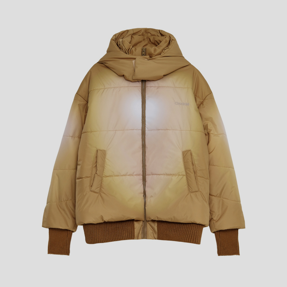 Ищете практичную куртку на осень и зиму? Совет BURO.: обратитесь к российским маркам (фото 17)