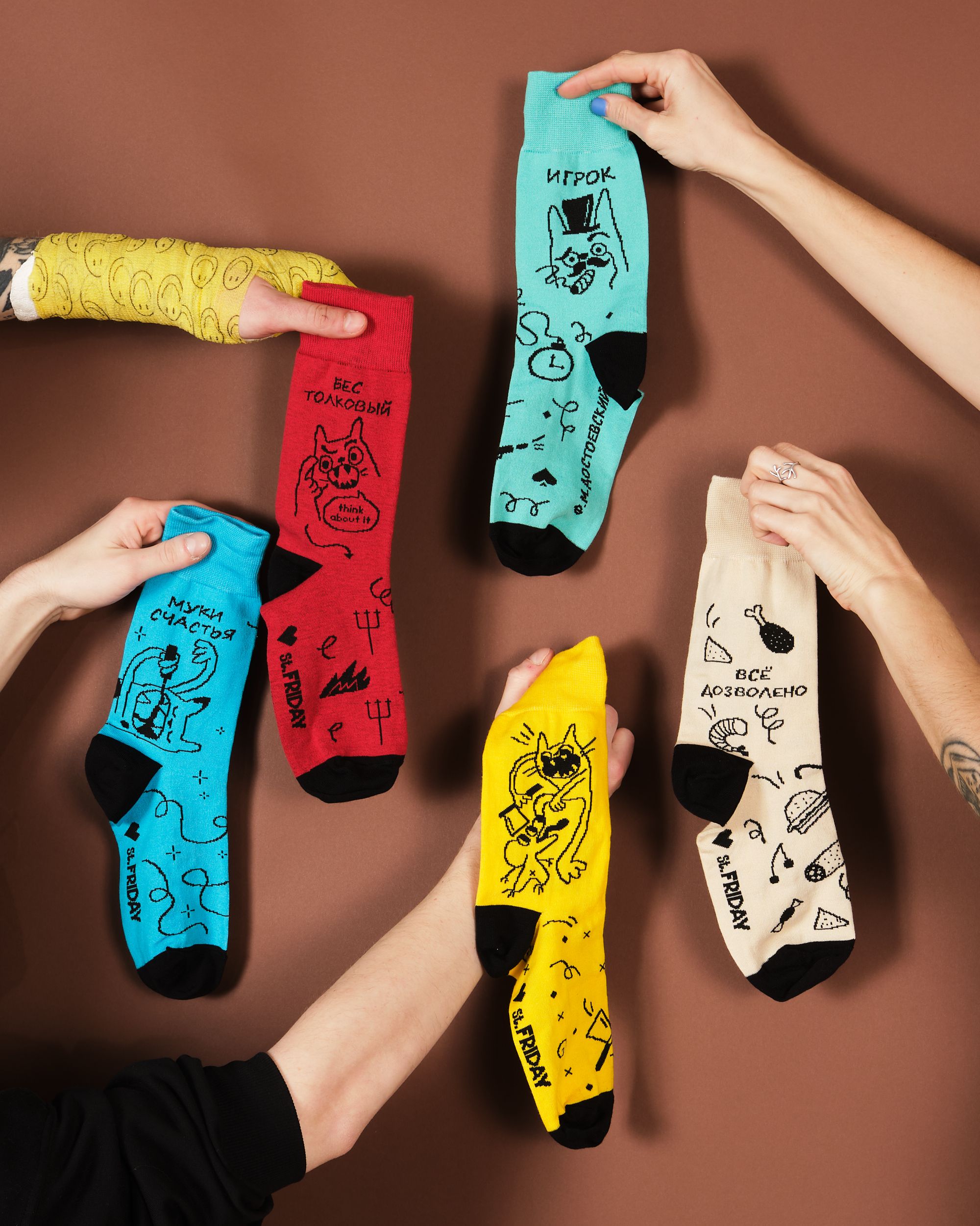 St.Friday Socks выпустил носки к 200-летию Достоевского (фото 3)