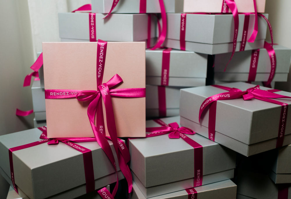 Rendez-Vous пригласил блогеров и стилистов для участия в новогодней кампании (фото 1)